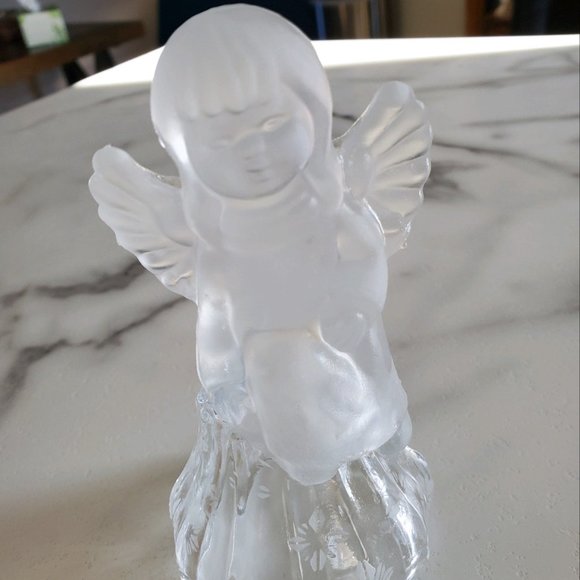 Vintage Crystal Angel Bell - Picture 4 of 13